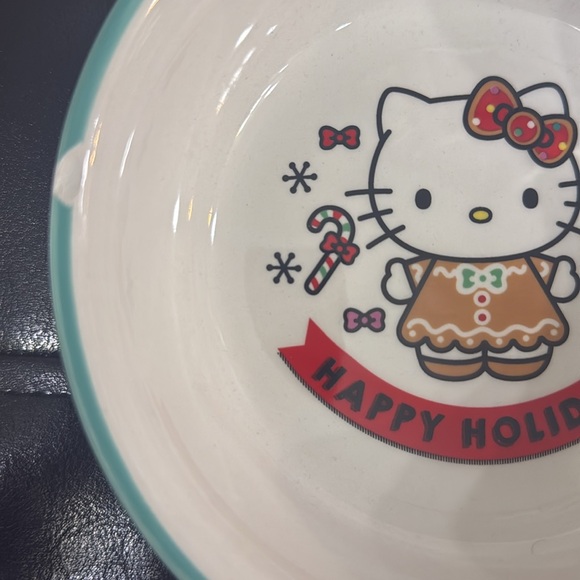 New Set Of 2 Hello Kitty Christmas Gingerbread Dog Cat Food Or Water 6" Bowl - Picture 4 of 6